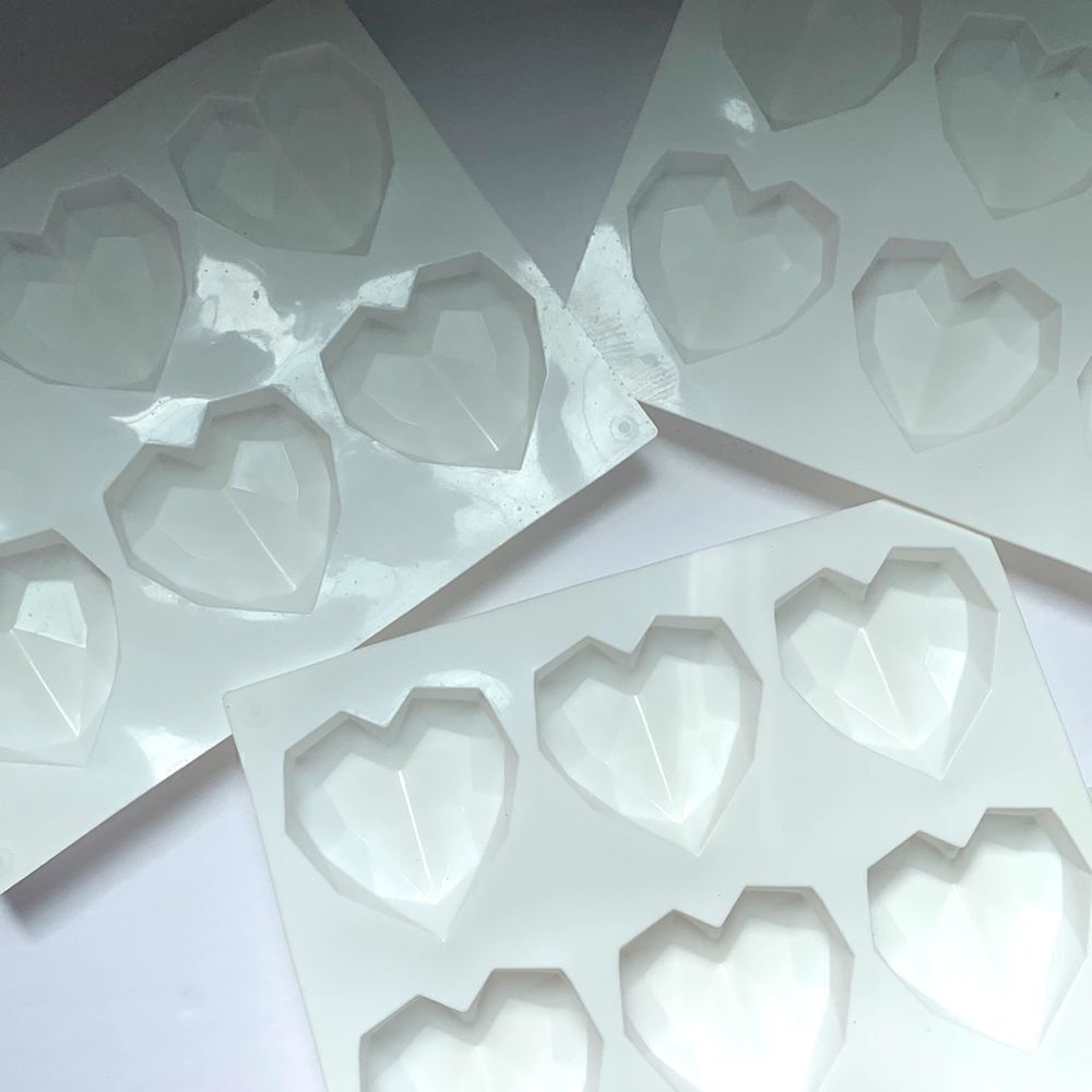 🤍3 sets of Heart Molds - Picture 2 of 4